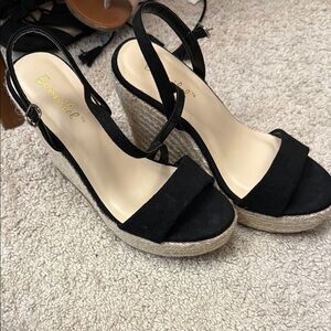 Bonnibel Black Wedge Sandals